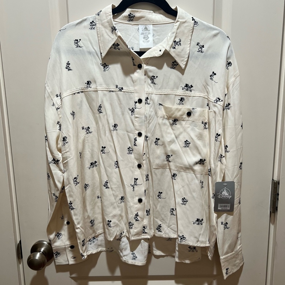 Disney Cream Mickey Mouse Women’s Shirt- Size Small/ NWT